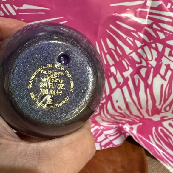 Elegant Gold and Blue Decorative Bottle with Intricate Design - Picture 2 of 4